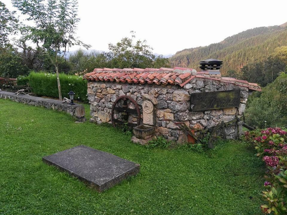 La Quintana Sinariega Guest House Exterior photo